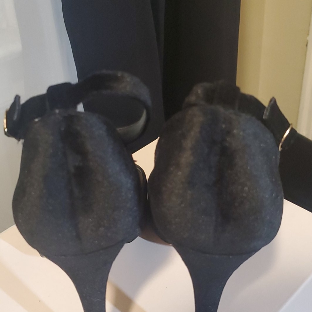 Midnight Heels - Picture 5 of 8